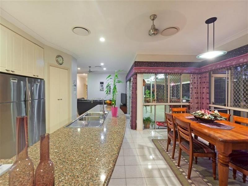 1 Grenaid Court, Wellington Point QLD 4160