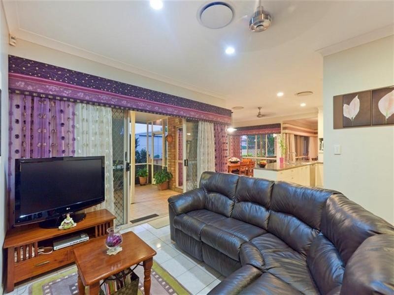 1 Grenaid Court, Wellington Point QLD 4160