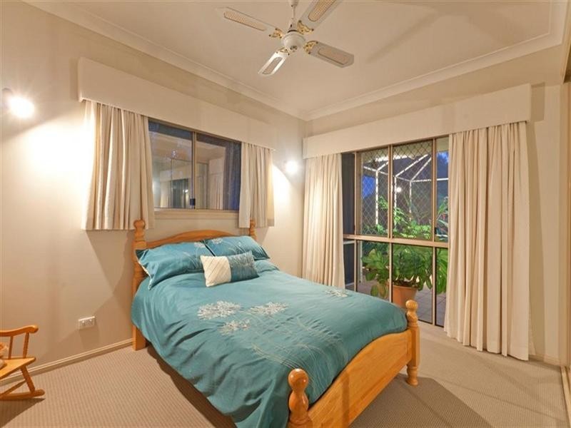 1 Grenaid Court, Wellington Point QLD 4160