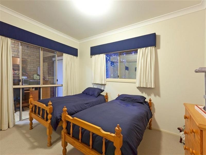 1 Grenaid Court, Wellington Point QLD 4160