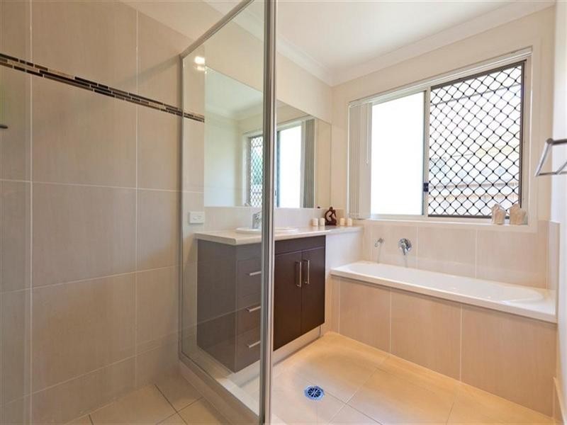 21 Janelle Court, Wellington Point QLD 4160