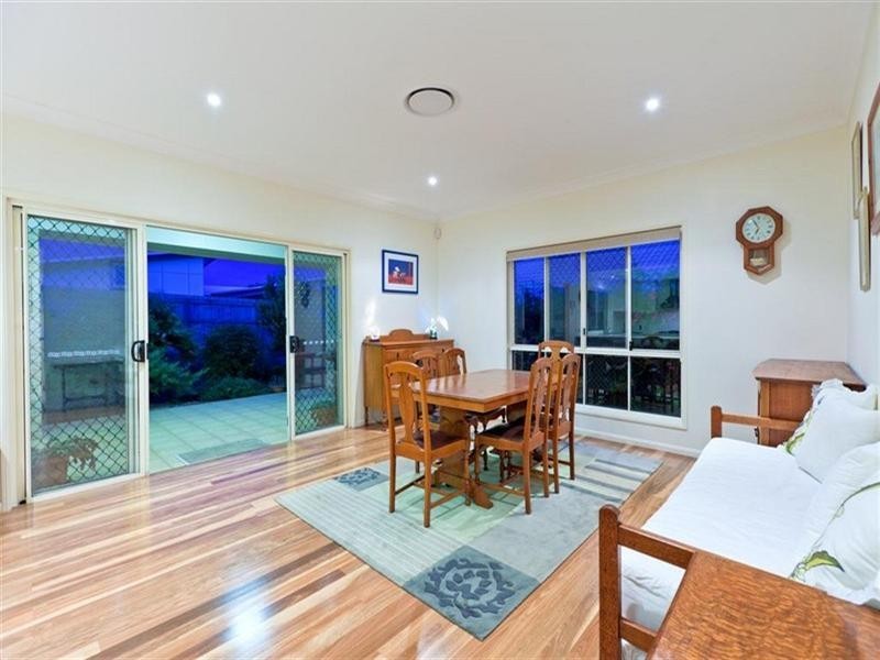 3 Pitman Place, Redland Bay QLD 4165