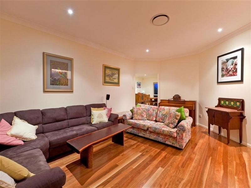 3 Pitman Place, Redland Bay QLD 4165