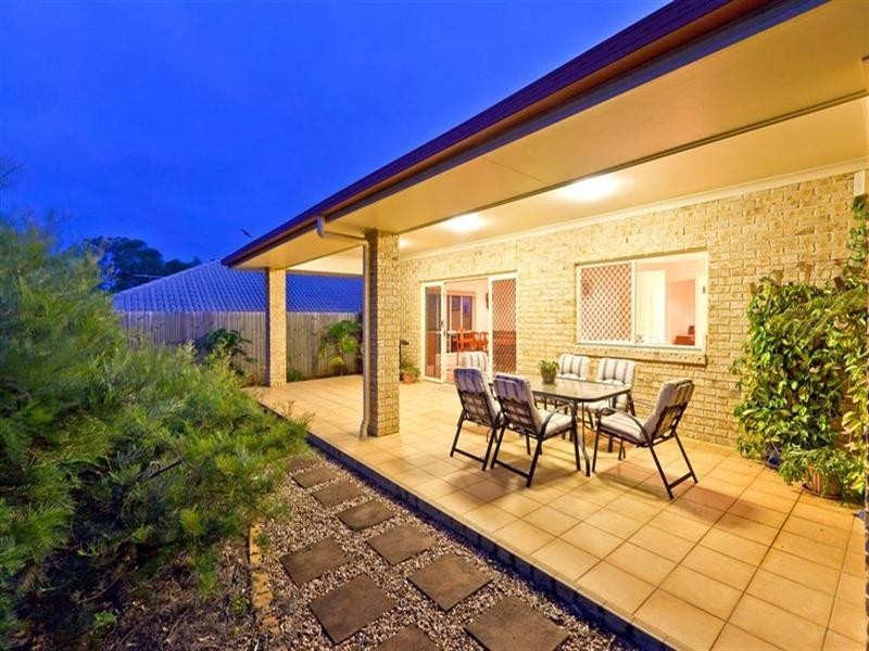 3 Pitman Place, Redland Bay QLD 4165