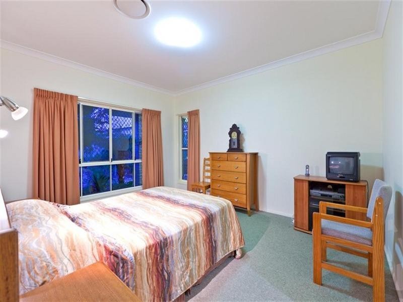 3 Pitman Place, Redland Bay QLD 4165