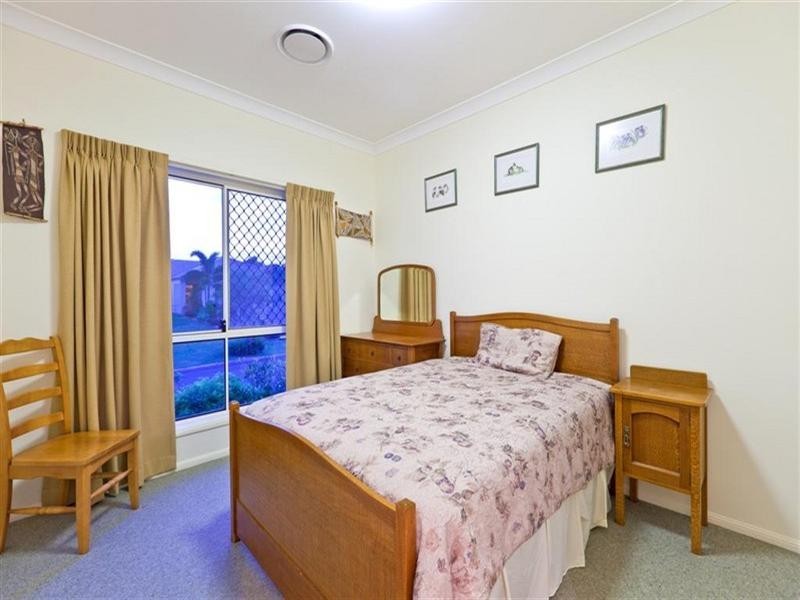 3 Pitman Place, Redland Bay QLD 4165
