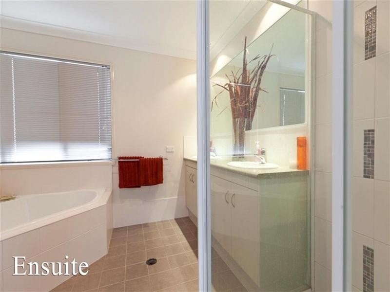 23 Richard Street, Lota QLD 4179