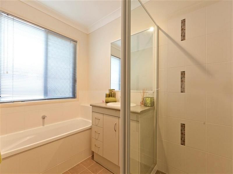 23 Richard Street, Lota QLD 4179