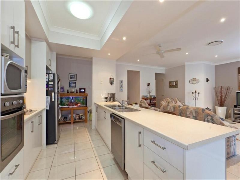 24 Haig Road, Birkdale QLD 4159