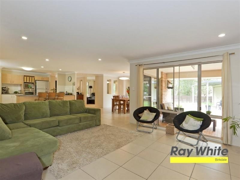 27 Surman Street, Birkdale QLD 4159