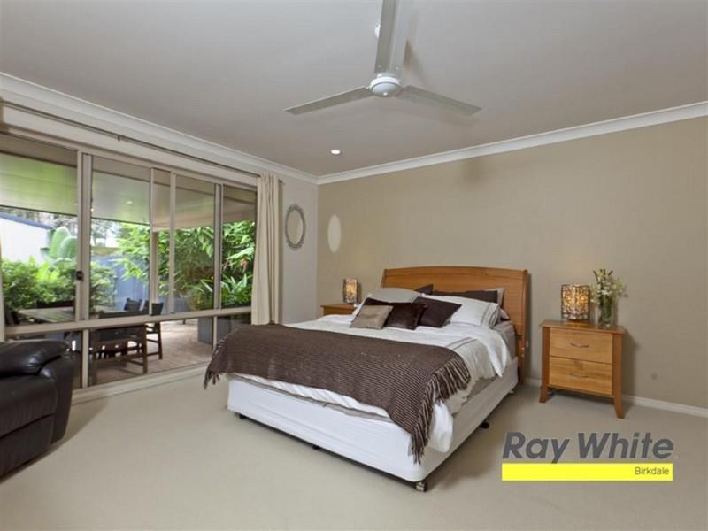 27 Surman Street, Birkdale QLD 4159