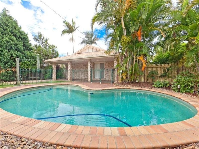 8 Willard Road, Capalaba QLD 4157