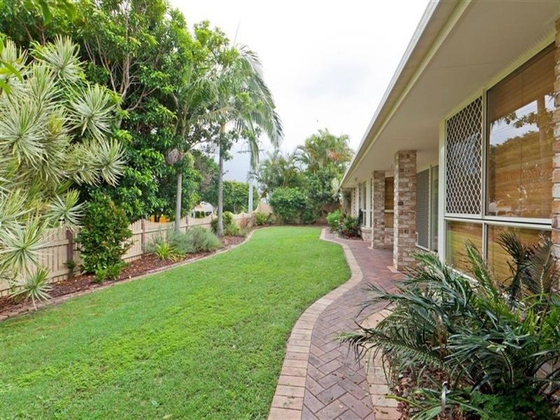 8 Willard Road, Capalaba QLD 4157