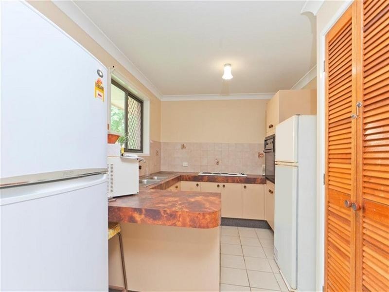 7 Lindon Street, Birkdale QLD 4159