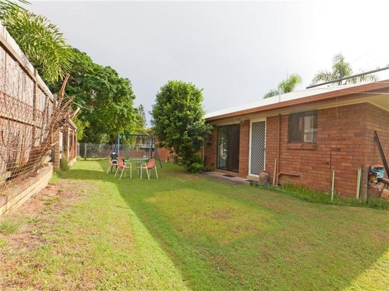 7 Lindon Street, Birkdale QLD 4159