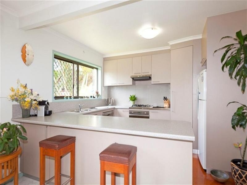 7 Rusbrook Street, Redland Bay QLD 4165