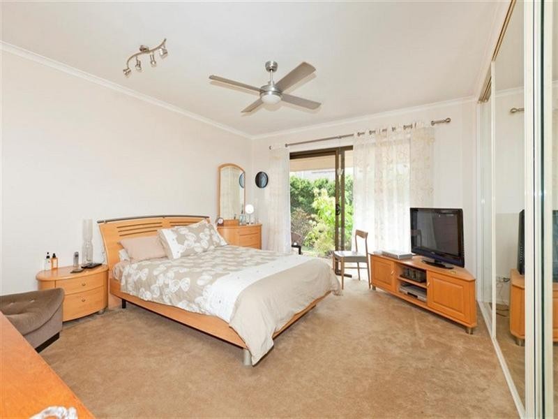 7 Rusbrook Street, Redland Bay QLD 4165