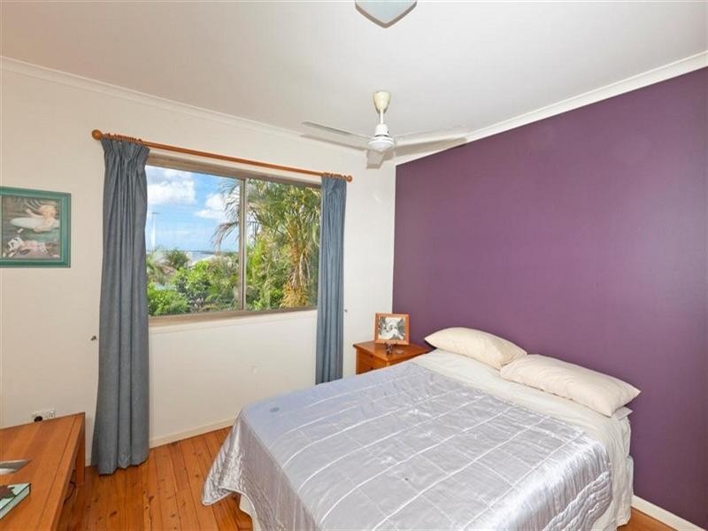 7 Rusbrook Street, Redland Bay QLD 4165
