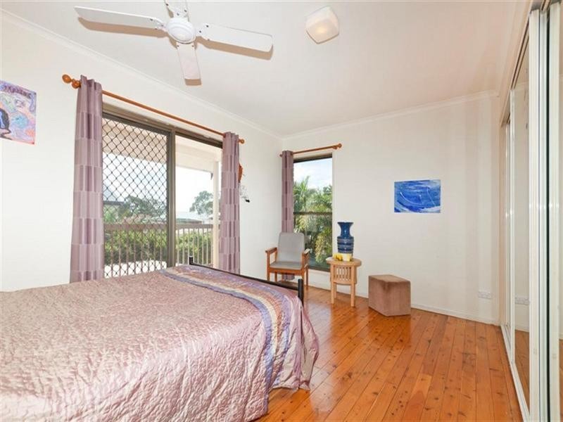 7 Rusbrook Street, Redland Bay QLD 4165