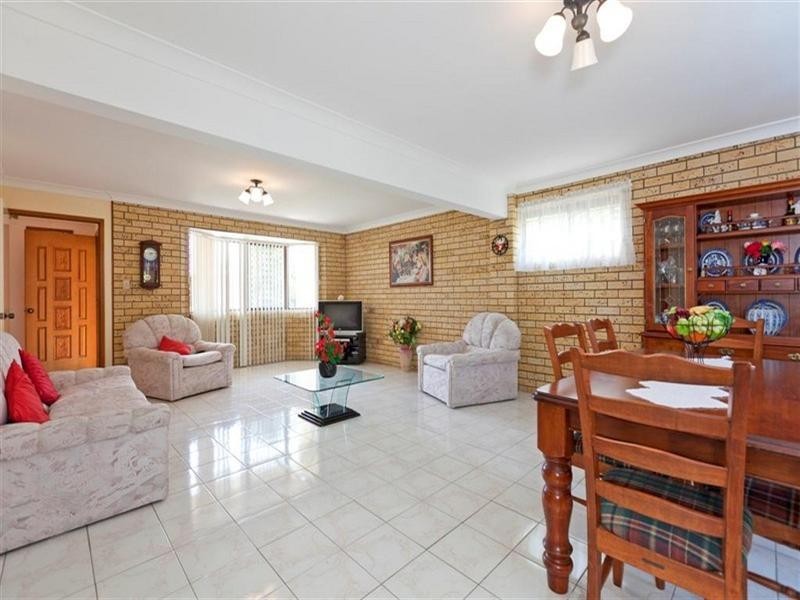 15 Burns Street, Capalaba QLD 4157