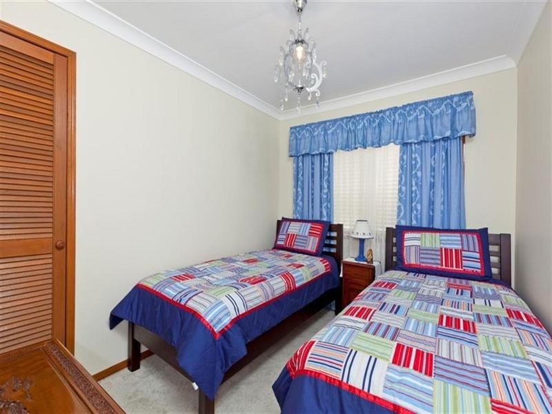 15 Burns Street, Capalaba QLD 4157