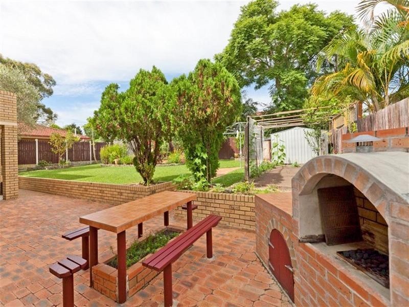 15 Burns Street, Capalaba QLD 4157