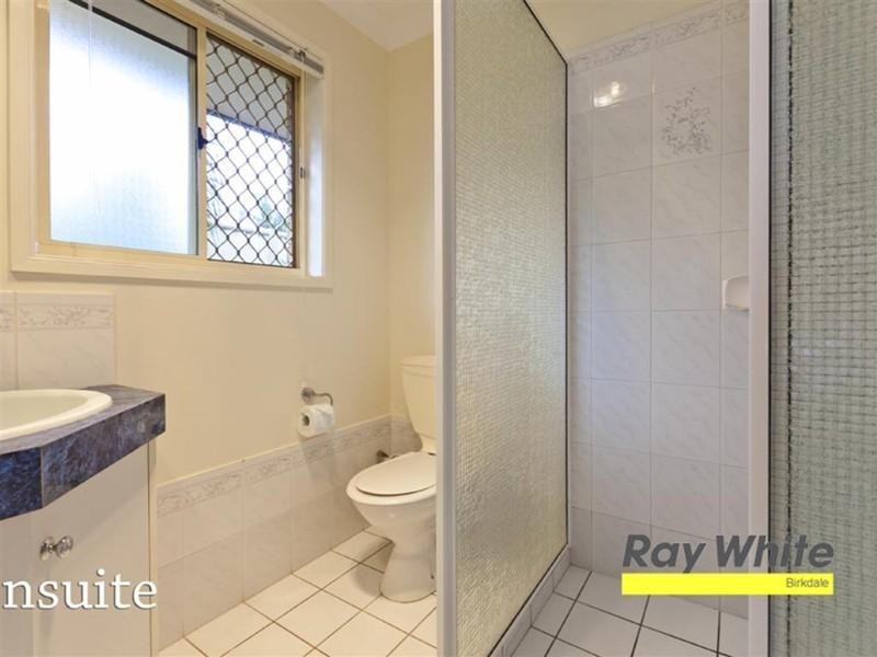 25 School Road, Victoria Point QLD 4165