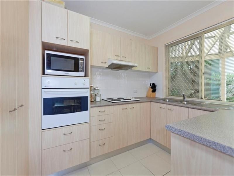 6/320 Manly Road, Manly West QLD 4179