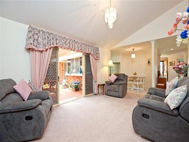 56 Long Street, Cleveland QLD 4163