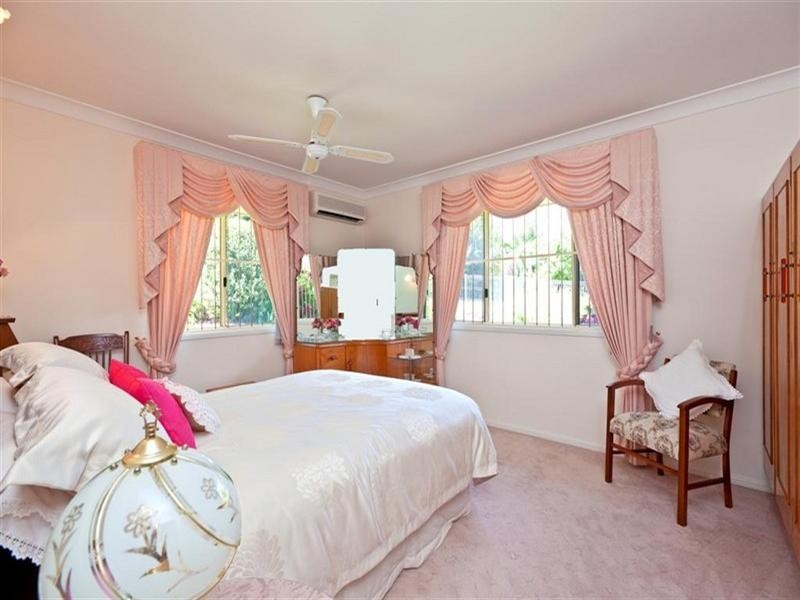 56 Long Street, Cleveland QLD 4163