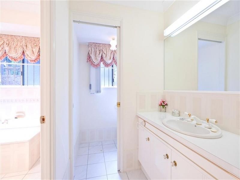 56 Long Street, Cleveland QLD 4163