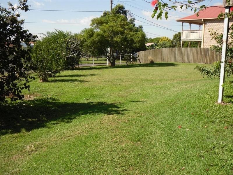 41 Whites Road, Manly West QLD 4179