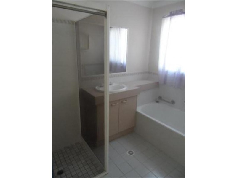 22 Radius Street, Wynnum QLD 4178