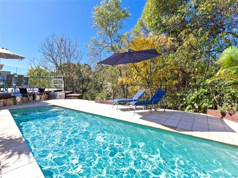 50 Sunningdale Drive, Redland Bay QLD 4165