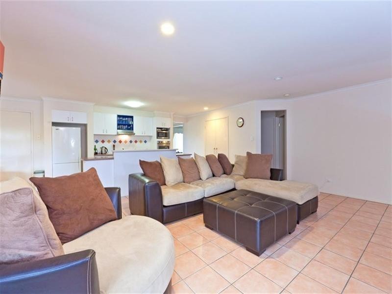 61 Underwood Street, Wakerley QLD 4154