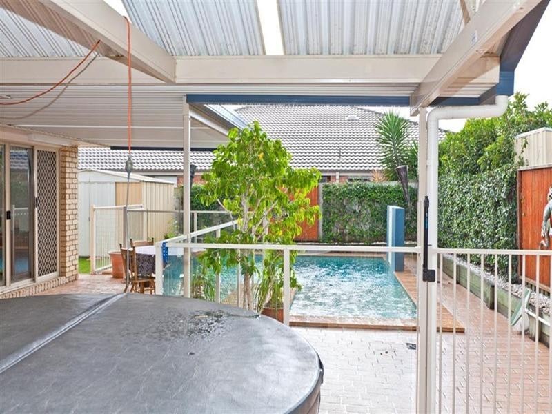 61 Underwood Street, Wakerley QLD 4154