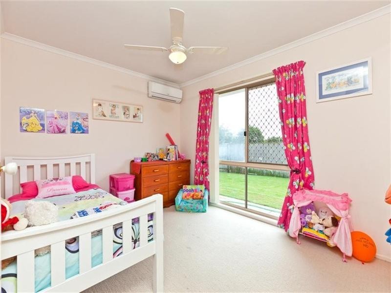 61 Underwood Street, Wakerley QLD 4154