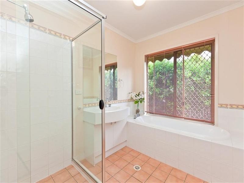61 Underwood Street, Wakerley QLD 4154