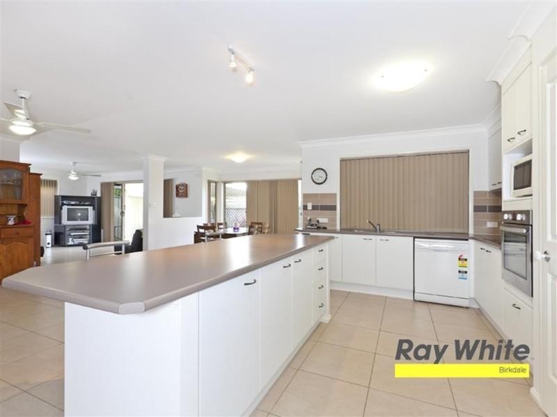 35 Sunningdale Drive, Redland Bay QLD 4165