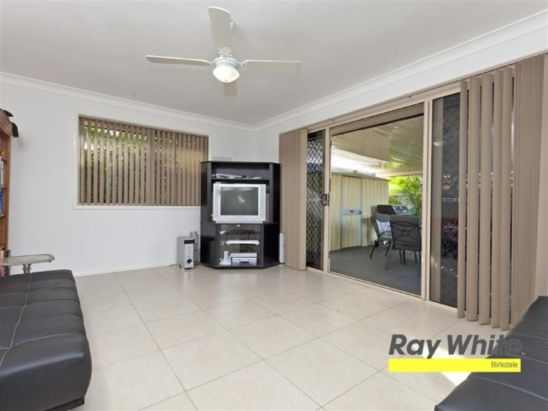 35 Sunningdale Drive, Redland Bay QLD 4165