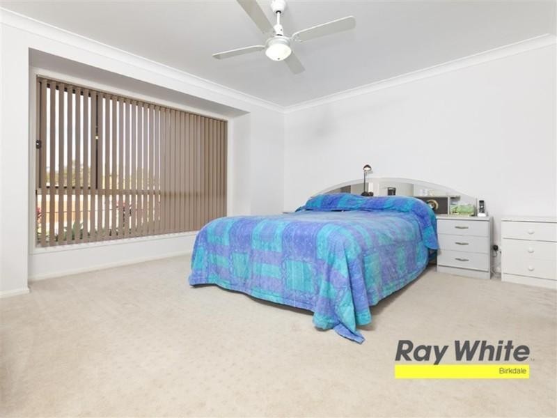 35 Sunningdale Drive, Redland Bay QLD 4165