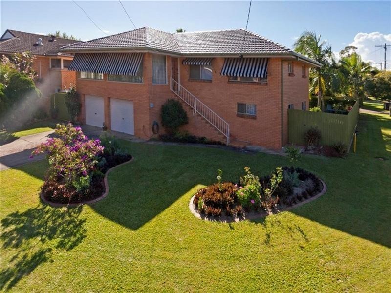 12 Estelle Street, Birkdale QLD 4159
