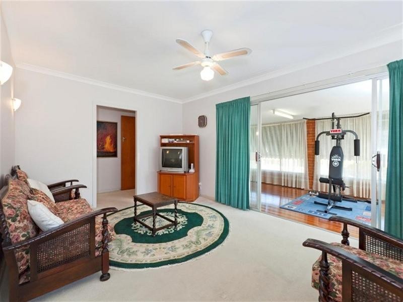 12 Estelle Street, Birkdale QLD 4159