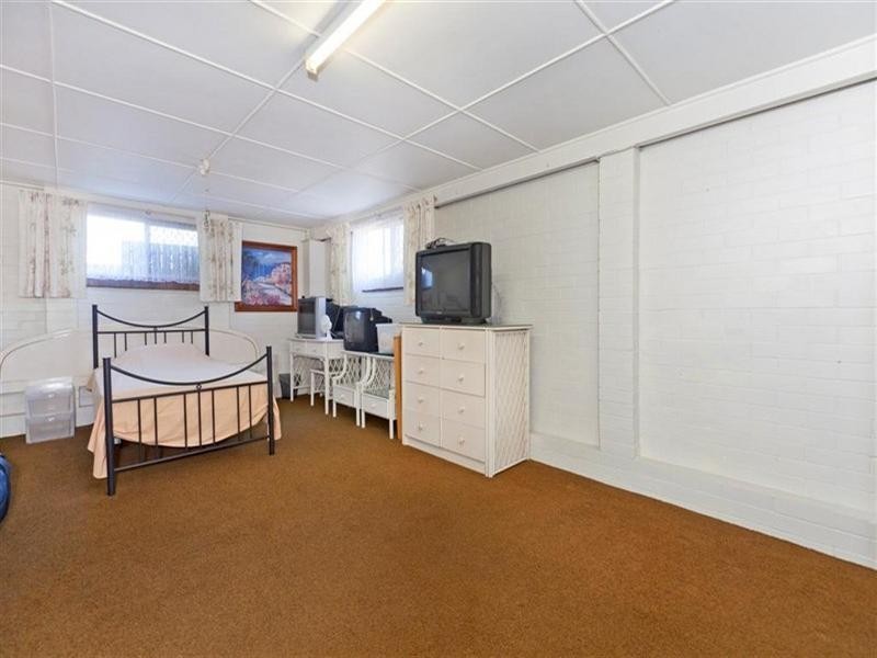 12 Estelle Street, Birkdale QLD 4159