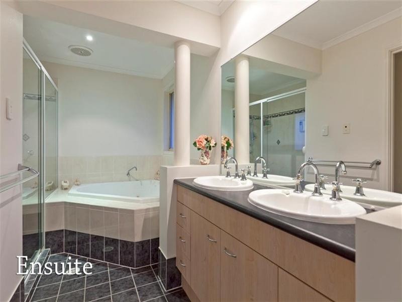 47 Howlett Road, Capalaba QLD 4157