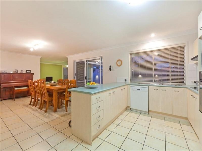 16 Greenwich Court, Alexandra Hills QLD 4161