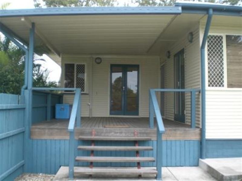 267 RAILWAY Parade, Birkdale QLD 4159