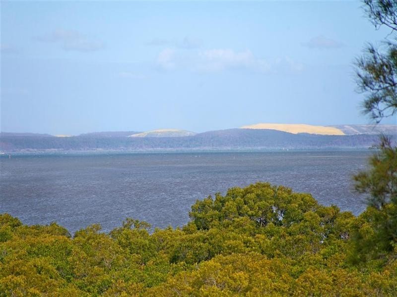 133 Passage Street, Cleveland QLD 4163