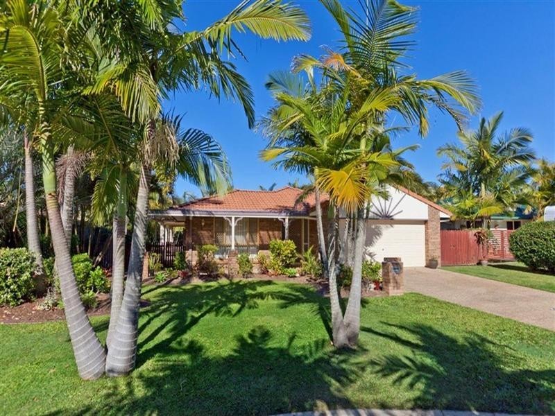 20 Pinelands Circuit, Redland Bay QLD 4165