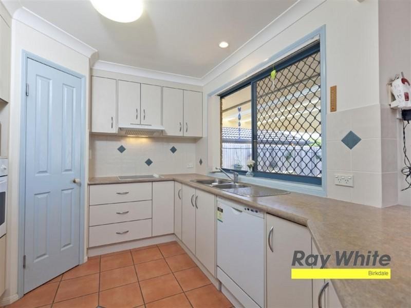 9 Kerry Close, Wellington Point QLD 4160